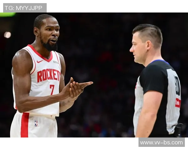 关键时刻KD表现消极最后一球不该交给申京投篮 关键时刻KD表现消极最后一球不该交给申京投篮